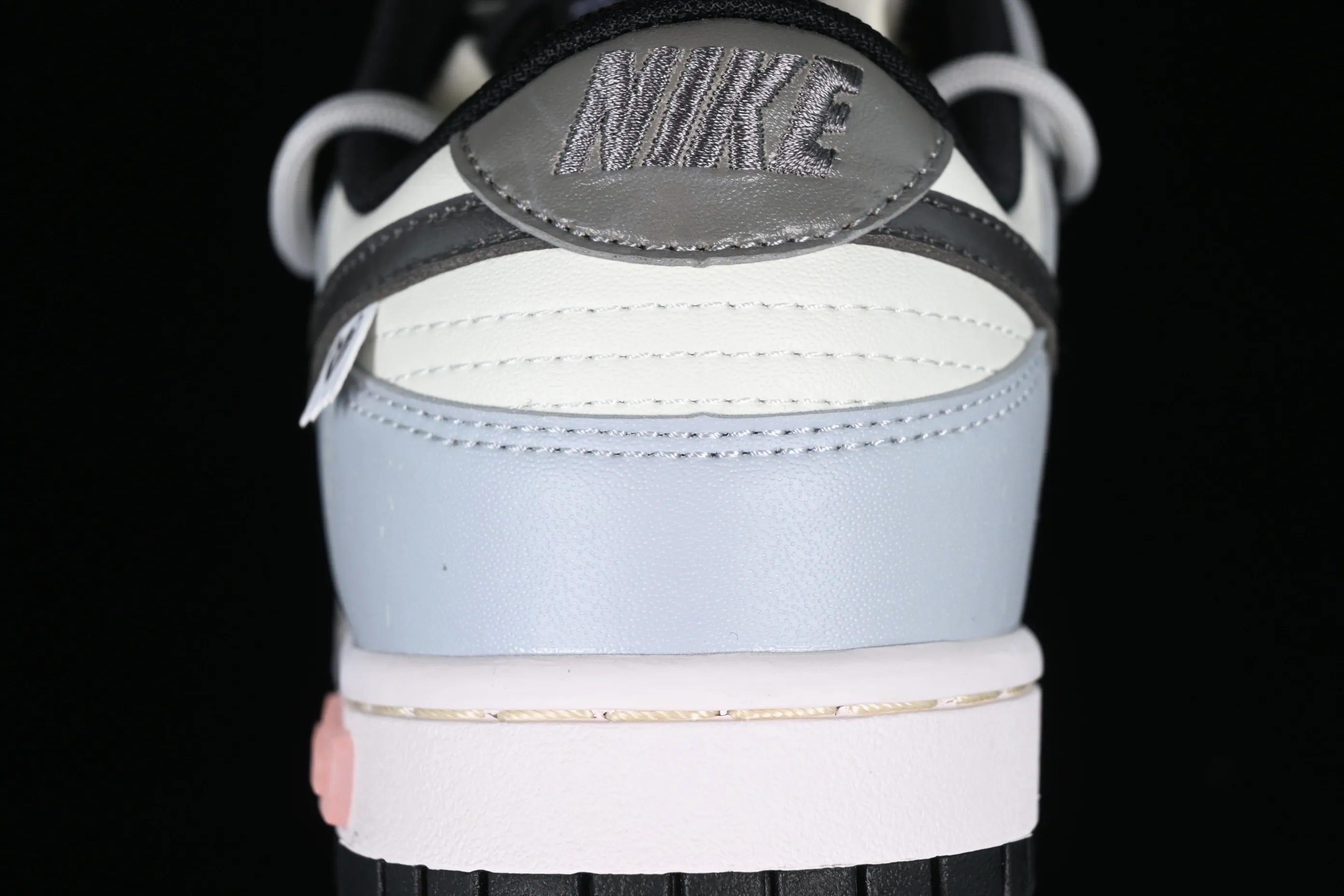 All Categories Nk SB Dunk Series Nk SB Dunk Low Low-top sneakers Nk Dunk Low Panda Prank-Ashes Orange Mocha SB strap low-top casual sneakers DD1391-100